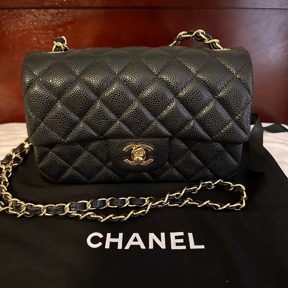 Chanel mini rec